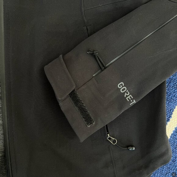 North Face Apex Flex Gore Tex Jacket - Picture 4 of 9